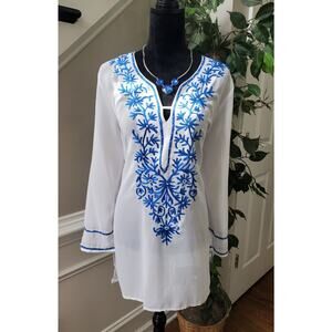 Club Z Collection Women's White Polyester V-Neck Long Sleeve Top Blouse Size XL